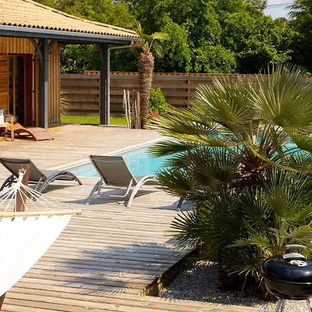 2 Chambres, Terrasse Bois Independante, Acces Piscine Privee Апартаменты Арес
