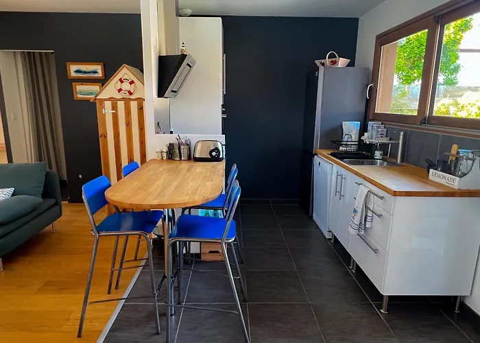 2 Chambres, Terrasse Bois Independante, Acces Piscine Privee